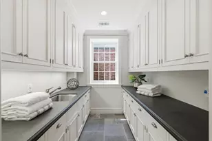 901 Hillsborough Blvd, Hillsborough, CA 94010 - Photo 60