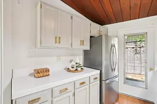 938 Van Auken Cir, Palo Alto, CA 94303 - Photo 12