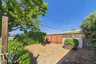 5771 W Walbrook Dr, San Jose, CA 95129 - Photo 40