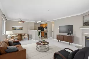 41 Grandview St 907, Santa Cruz, CA 95060 - Photo 1