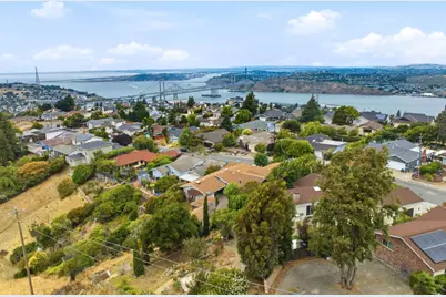92 Welle Rd, Crockett, CA 94525 - Photo 46