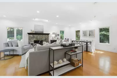 239 Upland Rd, Redwood City, CA 94062 - Photo 12