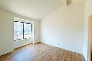 365 Bush St, Salinas, CA 93907 - Photo 12