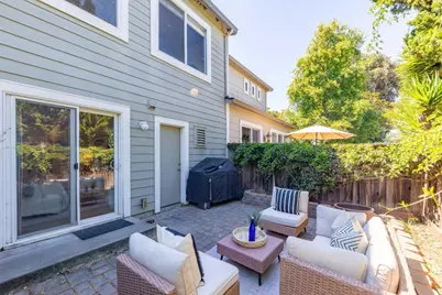 13 Creekside Ln, San Mateo, CA 94401 - Photo 50