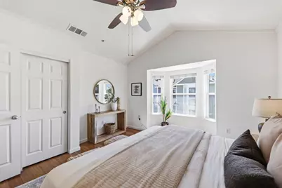13 Creekside Ln, San Mateo, CA 94401 - Photo 26