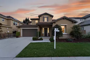 1370 Sunrise Dr, Gilroy, CA 95020 - Photo 2