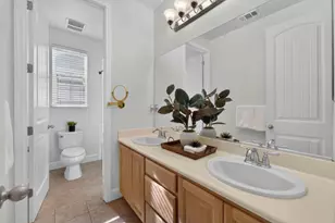 1370 Sunrise Dr, Gilroy, CA 95020 - Photo 34