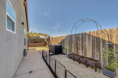 418 Cardona Cir, Greenfield, CA 93927 - Photo 20