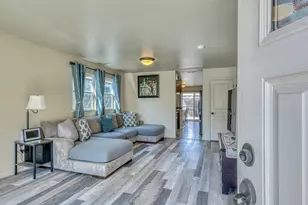 418 Cardona Cir, Greenfield, CA 93927 - Photo 2