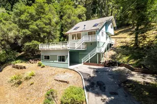 1060 Redwood Dr, Aptos, CA 95003 - Photo 2