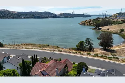 758 S Regatta Dr, Vallejo, CA 94591 - Photo 1