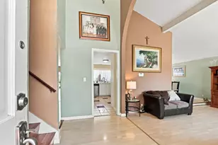 3560 Eastridge Dr, San Jose, CA 95148 - Photo 6