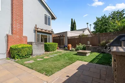 6273 Mountford Dr, San Jose, CA 95123 - Photo 38