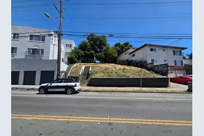 2120 35th Ave, Oakland, CA 94601 - Photo 1