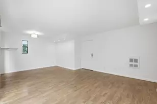 1919 Alameda De Las Pulgas 14, San Mateo, CA 94403 - Photo 14
