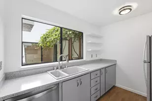 1919 Alameda De Las Pulgas 14, San Mateo, CA 94403 - Photo 8