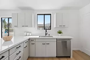 114 E Hillsdale Blvd, San Mateo, CA 94403 - Photo 8