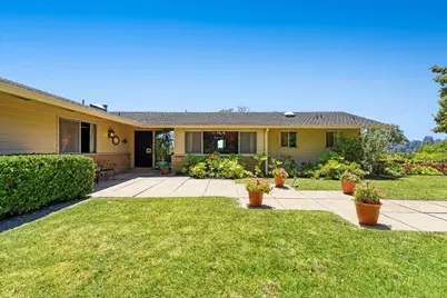 260 Oak Hl, Watsonville, CA 95076 - Photo 4