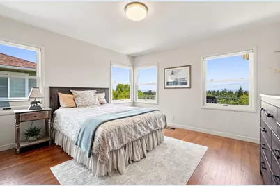 334 Oakview Dr, San Carlos, CA 94070 - Photo 26