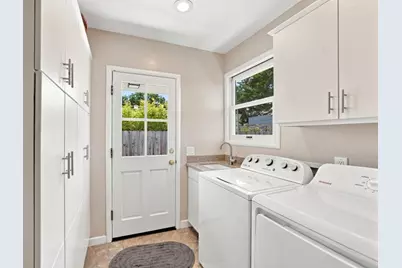 334 Oakview Dr, San Carlos, CA 94070 - Photo 30