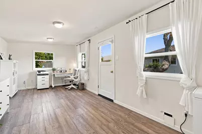 334 Oakview Dr, San Carlos, CA 94070 - Photo 40