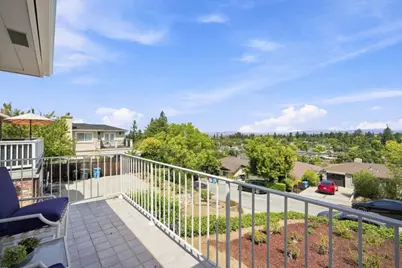 334 Oakview Dr, San Carlos, CA 94070 - Photo 8