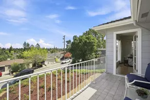 334 Oakview Dr, San Carlos, CA 94070 - Photo 8
