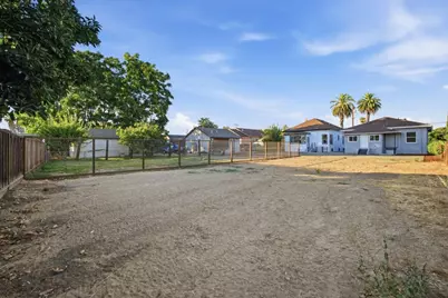 1541 Pomona Ave, San Jose, CA 95110 - Photo 32