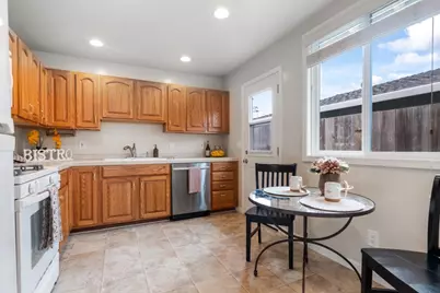 1151 Encanto Way, Pacifica, CA 94044 - Photo 10