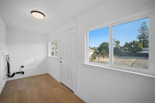 1533 Pomona Ave, San Jose, CA 95110 - Photo 32
