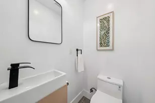 12311 Viewoak Dr, Saratoga, CA 95070 - Photo 14