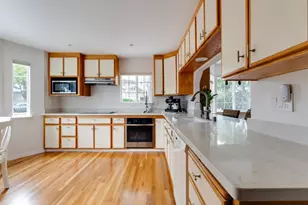 131 Seacliff Dr, Aptos, CA 95003 - Photo 18