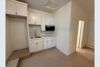 866 McCreery Ave A, San Jose, CA 95116 - Photo 1