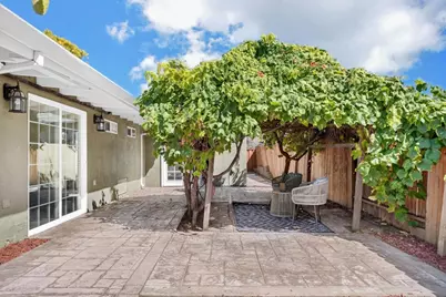 688 Woodhams Rd, Santa Clara, CA 95051 - Photo 32