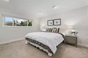 1 Comstock Queen Ct, Mountain View, CA 94043 - Photo 8