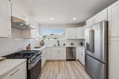 27 Prague St, San Mateo, CA 94401 - Photo 10