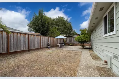 138 Woodcrest Pl, Santa Cruz, CA 95065 - Photo 30