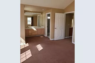 106 Village Cir, Santa Cruz, CA 95060 - Photo 8