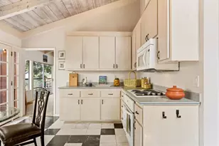 37 Poppy Rd, Carmel Valley, CA 93924 - Photo 14