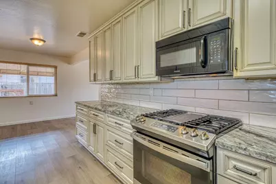 779 Bedford Dr, Salinas, CA 93901 - Photo 14