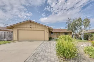 779 Bedford Dr, Salinas, CA 93901 - Photo 2