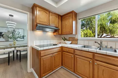 6694 Heathfield Dr, San Jose, CA 95120 - Photo 20
