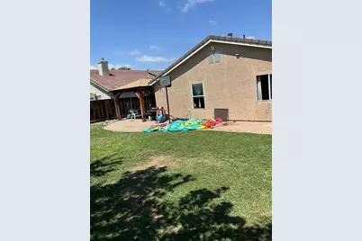 2560 Glenview Dr, Hollister, CA 95023 - Photo 14