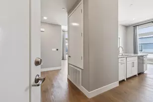 708 Thayer Ln 404, Foster City, CA 94404 - Photo 10