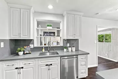 4300 Gayle Dr, San Jose, CA 95124 - Photo 10