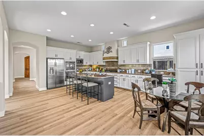 2520 Club Dr, Gilroy, CA 95020 - Photo 32