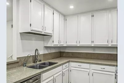 18 Kenbrook Cir, San Jose, CA 95111 - Photo 10