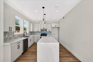 869 Connie Ln, San Jose, CA 95122 - Photo 18
