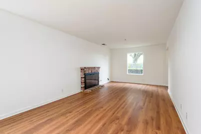 3 Bay Lndg, San Mateo, CA 94401 - Photo 8