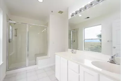 3 Bay Lndg, San Mateo, CA 94401 - Photo 14